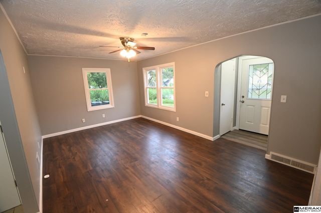 3450 Martin Avenue, Omaha, NE 68112