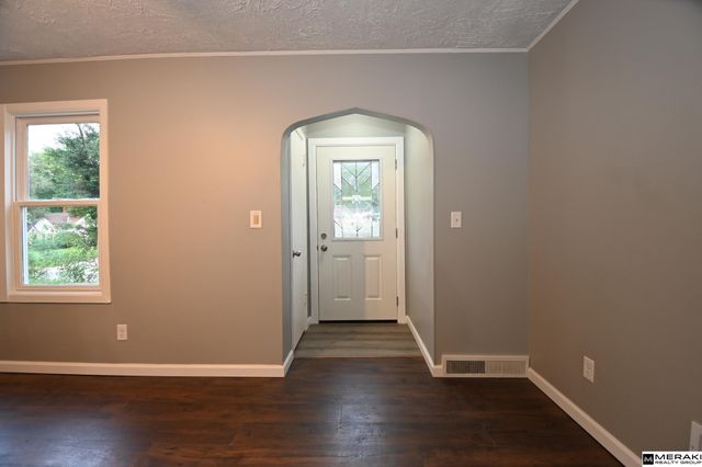 3450 Martin Avenue, Omaha, NE 68112