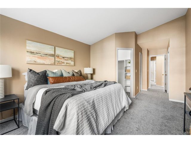12799 E Wyoming Cir, Aurora, CO 80012