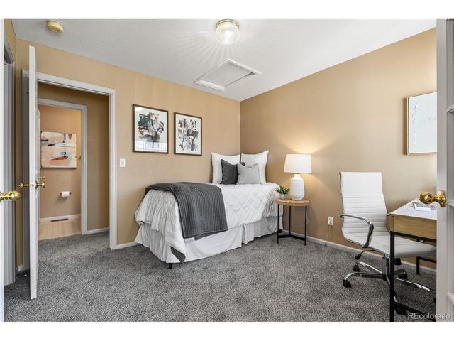 12799 E Wyoming Cir, Aurora, CO 80012