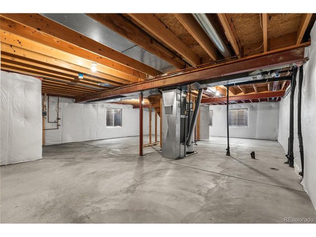 12799 E Wyoming Cir, Aurora, CO 80012