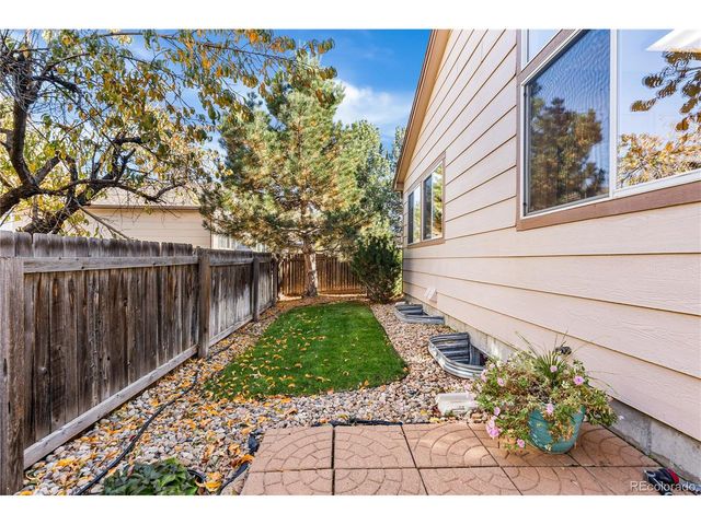 12799 E Wyoming Cir, Aurora, CO 80012