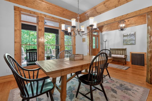 721 Azalea Ct, Monteagle, TN 37356