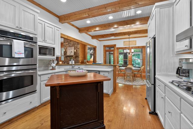 721 Azalea Ct, Monteagle, TN 37356