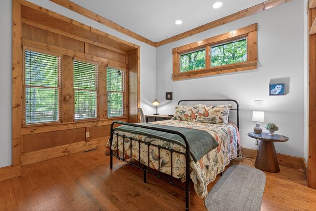 721 Azalea Ct, Monteagle, TN 37356