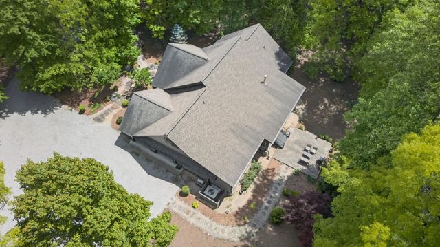 721 Azalea Ct, Monteagle, TN 37356