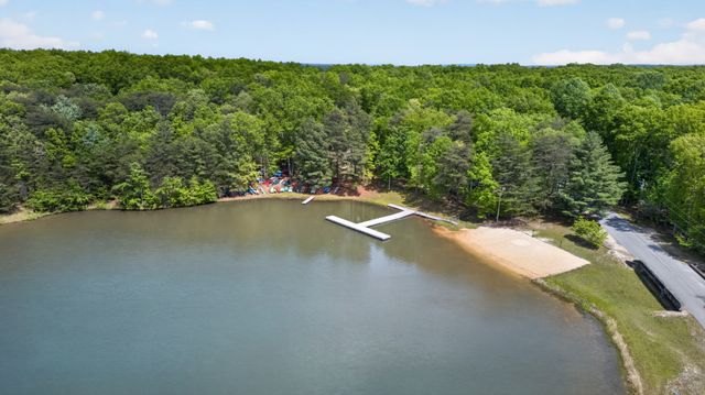 721 Azalea Ct, Monteagle, TN 37356