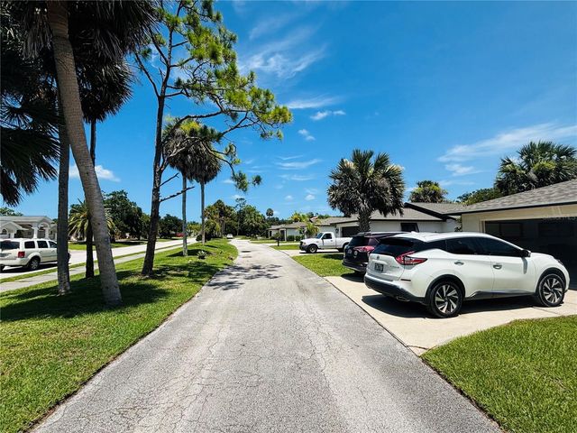 79 CLUB HOUSE DRIVE, Palm Coast, FL 32137