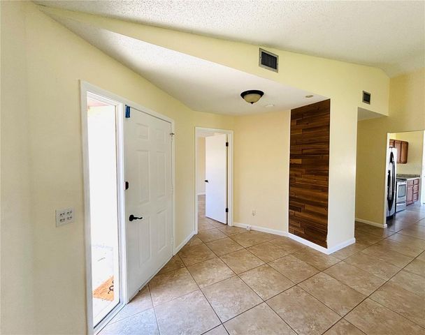 79 CLUB HOUSE DRIVE, Palm Coast, FL 32137