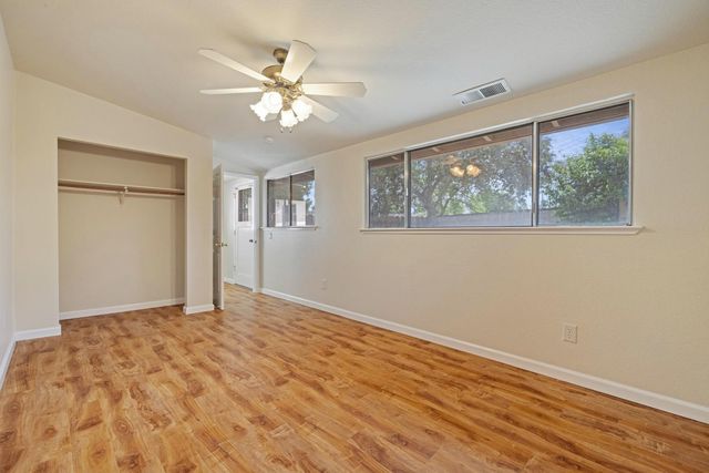 1400 Rosemead Ct, Modesto, CA 95350