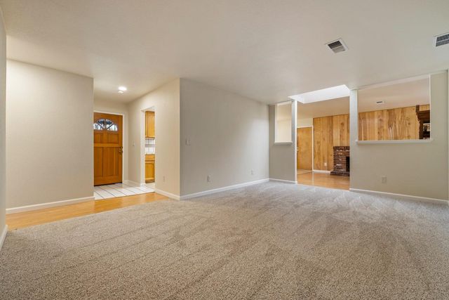 1400 Rosemead Ct, Modesto, CA 95350