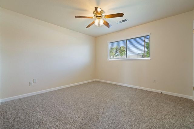 1400 Rosemead Ct, Modesto, CA 95350