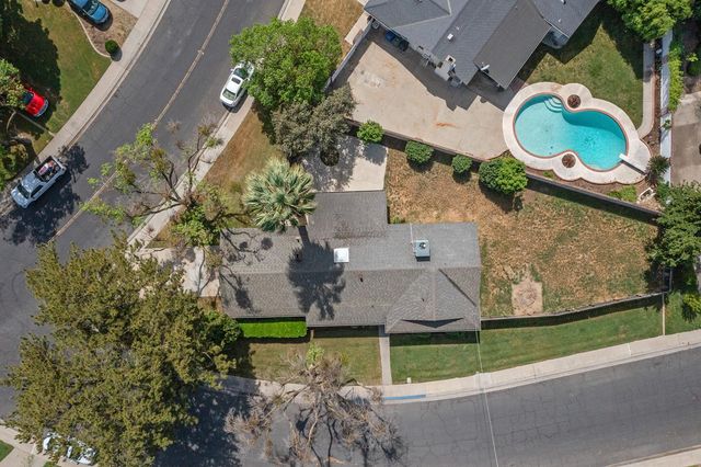 1400 Rosemead Ct, Modesto, CA 95350