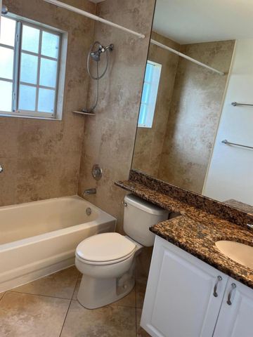 103 Yacht Club Way 101, Hypoluxo, FL 33462