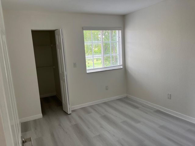 103 Yacht Club Way 101, Hypoluxo, FL 33462