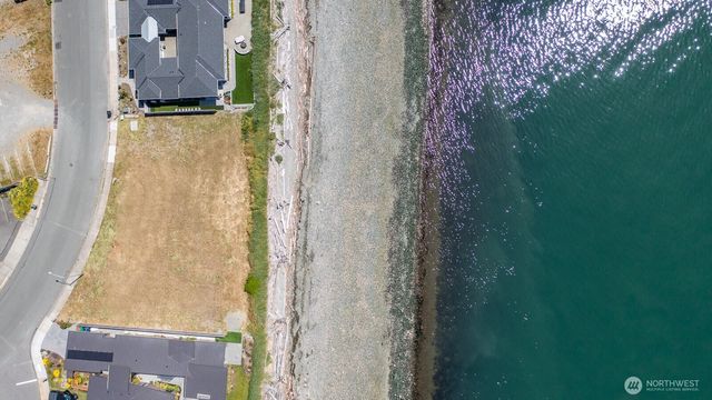 2207 Skyline Way, Anacortes, WA 98221