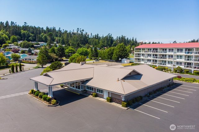 2207 Skyline Way, Anacortes, WA 98221