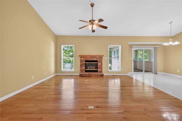 2917 Mac Arthur Drive 30, St Charles, MO 63301