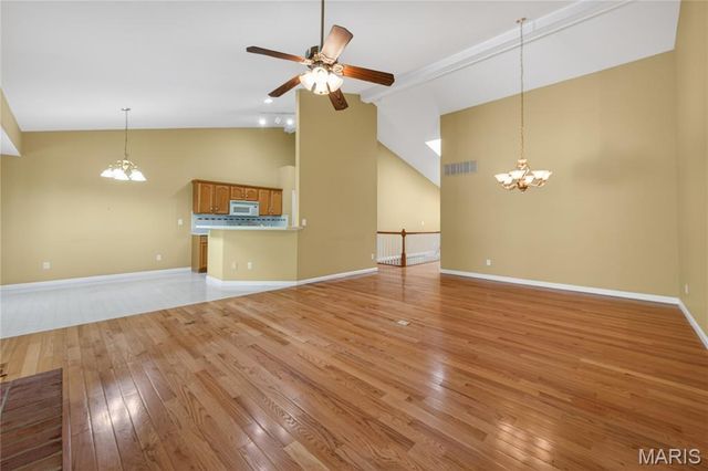 2917 Mac Arthur Drive 30, St Charles, MO 63301