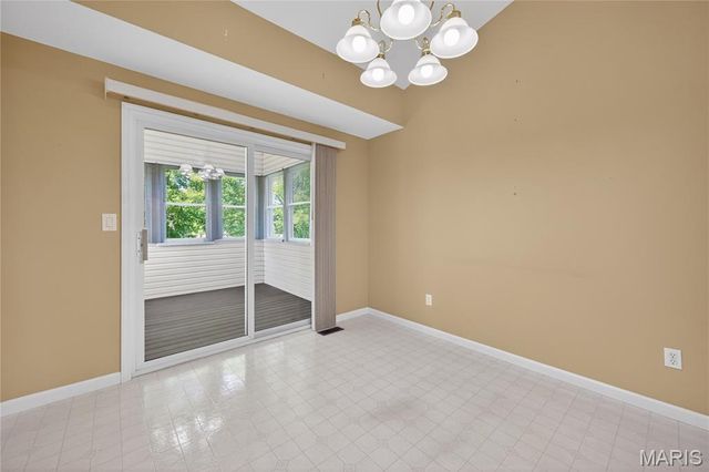 2917 Mac Arthur Drive 30, St Charles, MO 63301