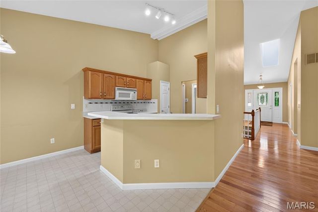 2917 Mac Arthur Drive 30, St Charles, MO 63301