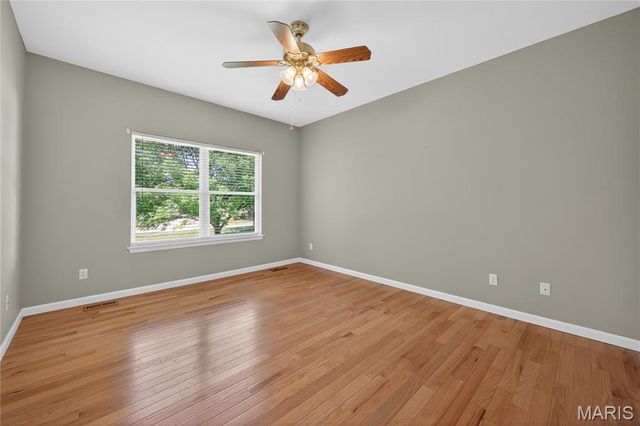 2917 Mac Arthur Drive 30, St Charles, MO 63301