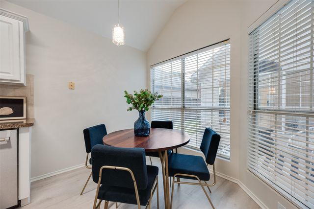 336 Touchdown Drive, Irving, TX 75063