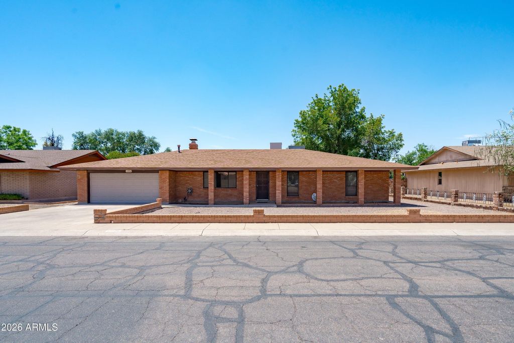 11826 N 82ND Drive, Peoria, AZ 85345 — exterior