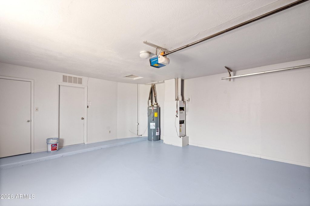 11826 N 82ND Drive, Peoria, AZ 85345 — photo 2