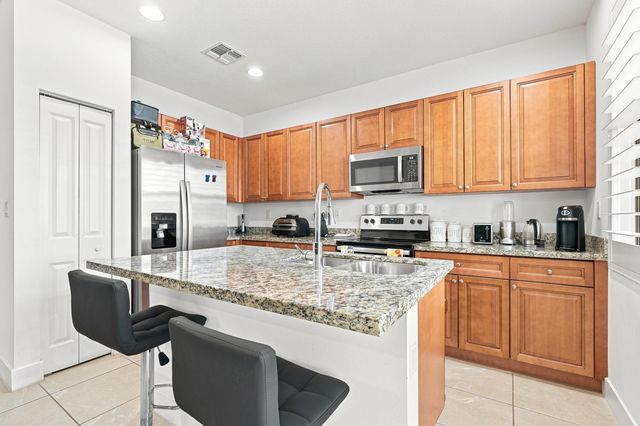 3000 KING PALM Way, Riviera Beach, FL 33410