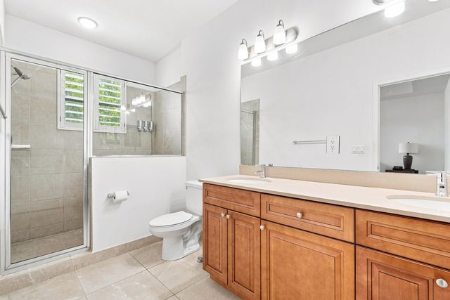 3000 KING PALM Way, Riviera Beach, FL 33410