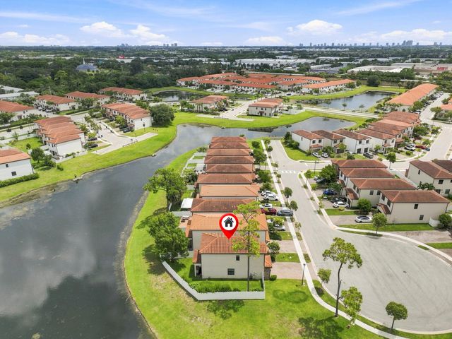 3000 KING PALM Way, Riviera Beach, FL 33410