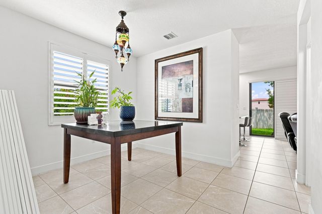 3000 KING PALM Way, Riviera Beach, FL 33410