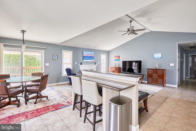 1018 BOWMAN ST, Reading, PA 19605