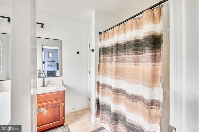 1018 BOWMAN ST, Reading, PA 19605