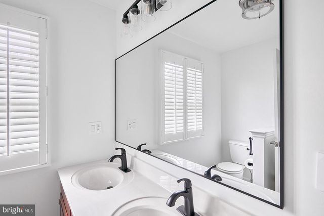 1018 BOWMAN ST, Reading, PA 19605