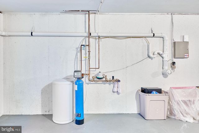 1018 BOWMAN ST, Reading, PA 19605