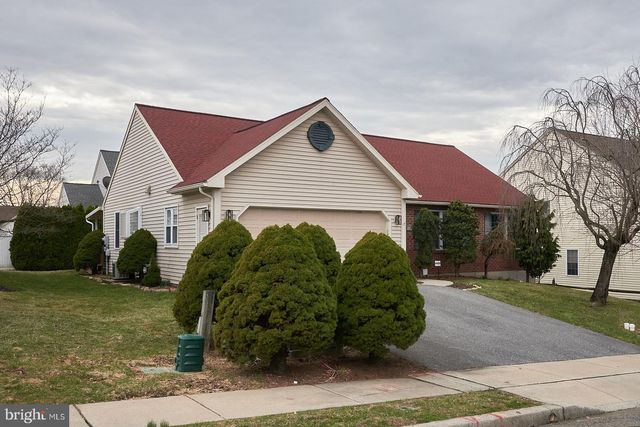 1018 BOWMAN ST, Reading, PA 19605