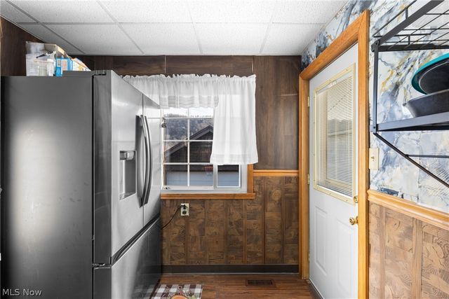 13 Prospect Street, Bridgeport, OH 43912