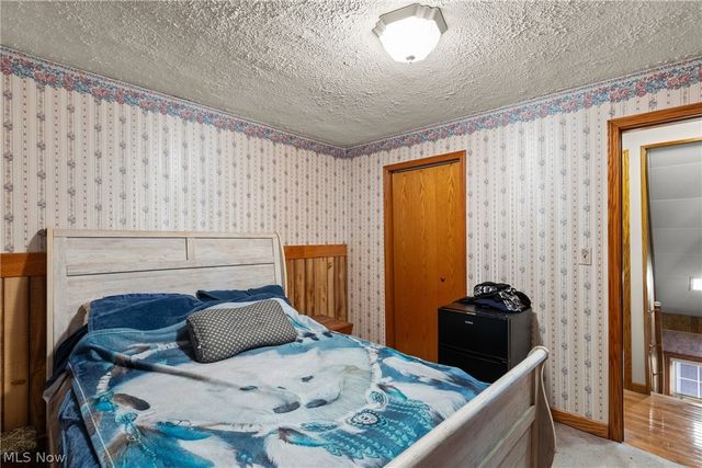 13 Prospect Street, Bridgeport, OH 43912