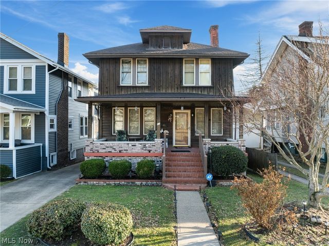 13 Prospect Street, Bridgeport, OH 43912