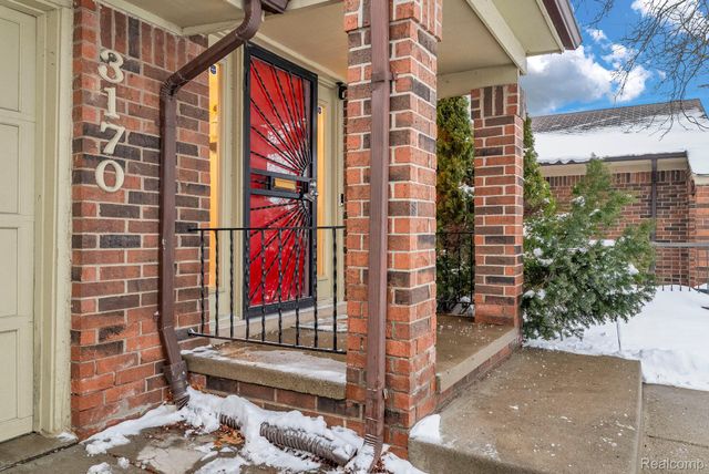 3170 Woods Circle, Detroit, MI 48207