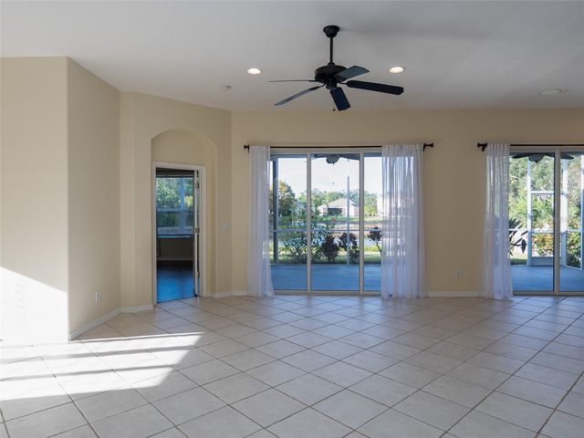 4103 61ST AVENUE E, Bradenton, FL 34203