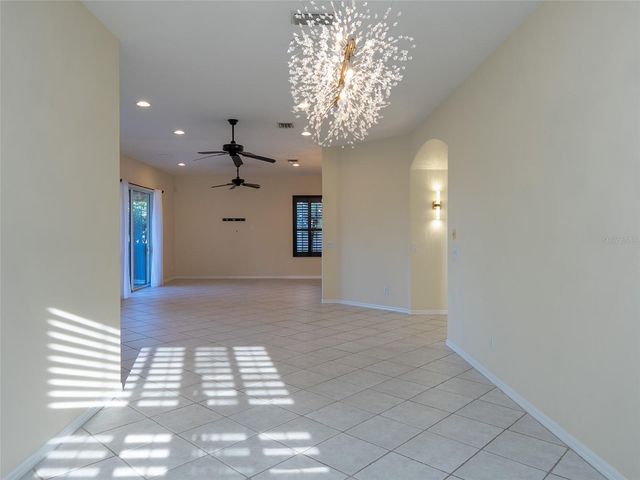 4103 61ST AVENUE E, Bradenton, FL 34203