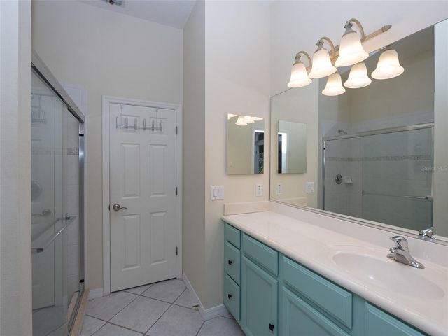 4103 61ST AVENUE E, Bradenton, FL 34203