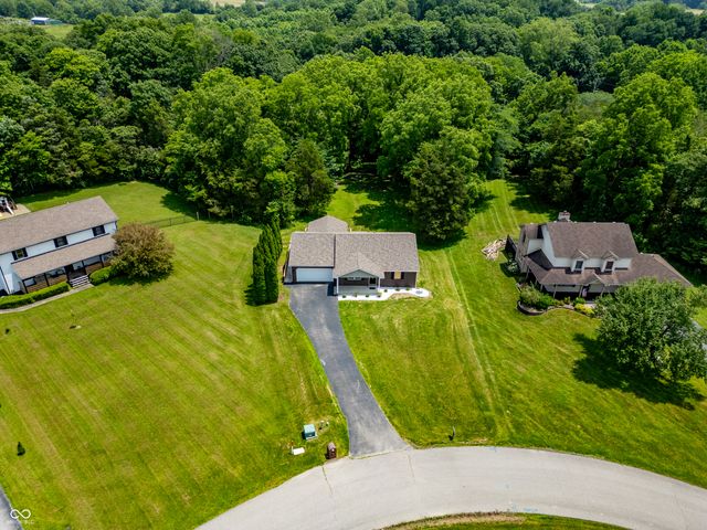 935 S County Road 185 E, North Vernon, IN 47265