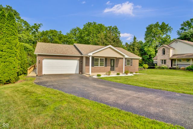 935 S County Road 185 E, North Vernon, IN 47265