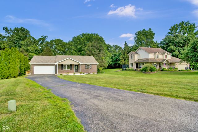 935 S County Road 185 E, North Vernon, IN 47265