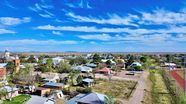 405 N Austin St, Marfa, TX 79843