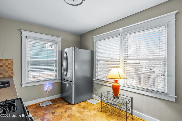 1893 Douglass Blvd, Louisville, KY 40205